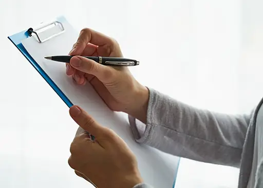 asian filling out a food frequency questionnaire